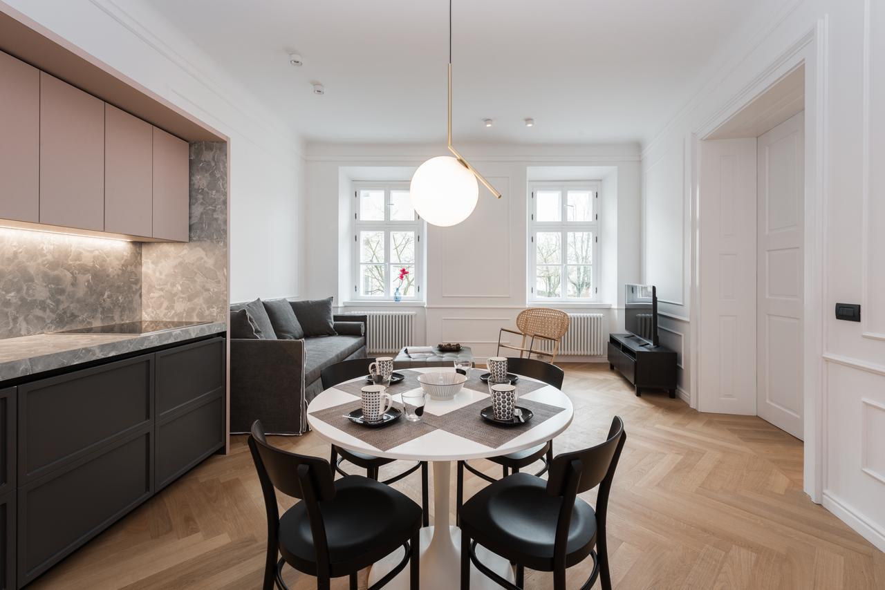 Apartments Rog Любляна Екстериор снимка