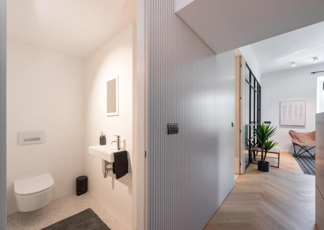 Apartments Rog Любляна Екстериор снимка