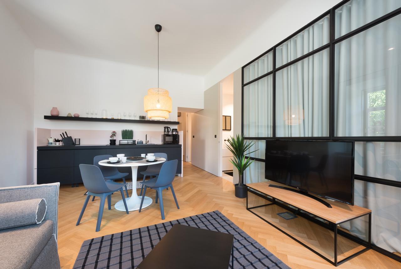 Apartments Rog Любляна Екстериор снимка